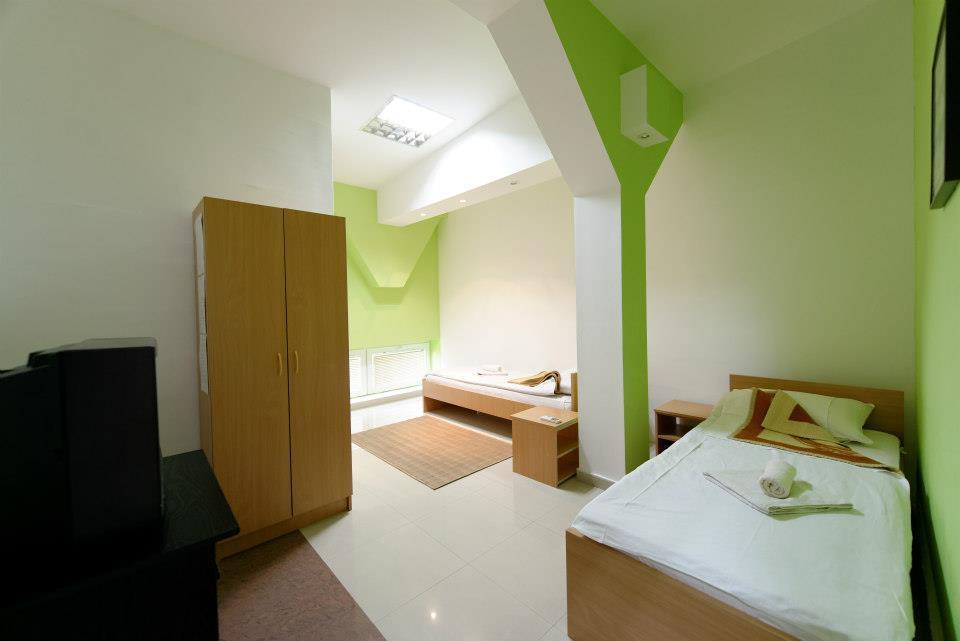 Hostel Paparazzo & Apartmens Kikinda Zewnętrze zdjęcie