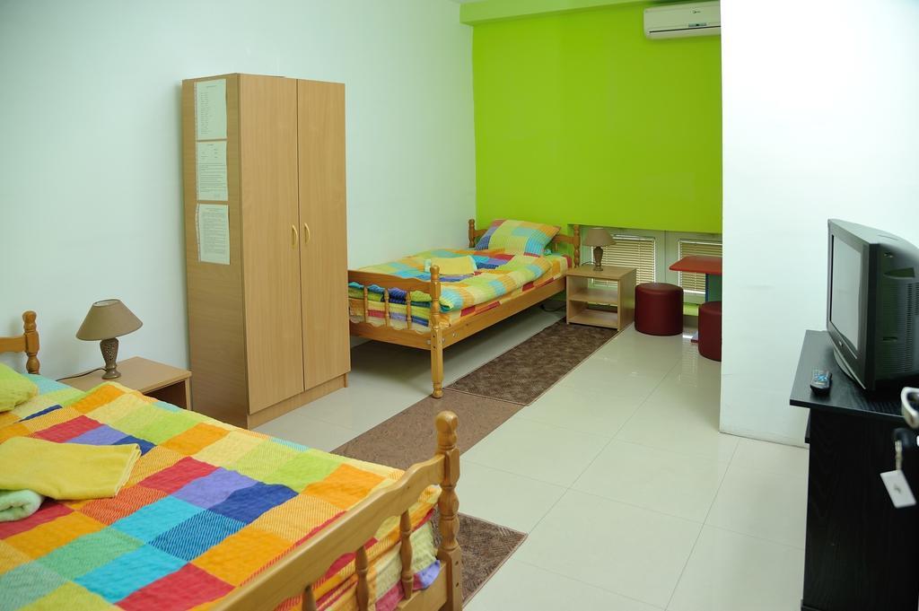 Hostel Paparazzo & Apartmens Kikinda Zewnętrze zdjęcie