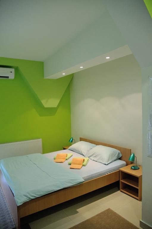 Hostel Paparazzo & Apartmens Kikinda Zewnętrze zdjęcie
