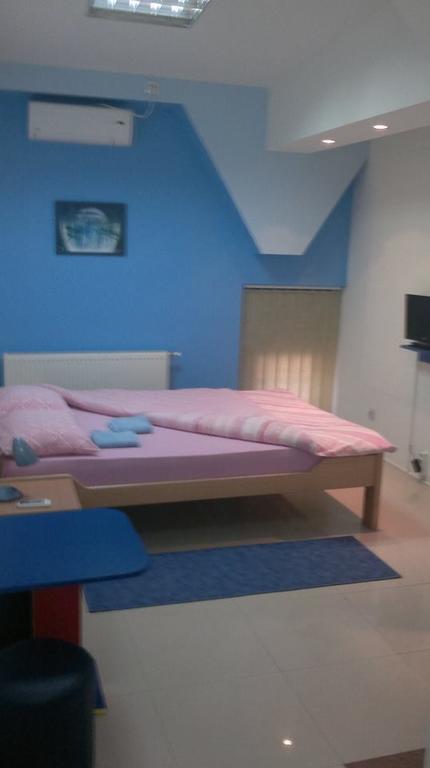Hostel Paparazzo & Apartmens Kikinda Pokój zdjęcie