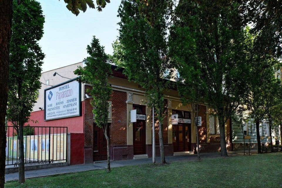 Hostel Paparazzo & Apartmens Kikinda Zewnętrze zdjęcie
