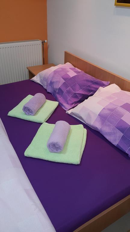 Hostel Paparazzo & Apartmens Kikinda Zewnętrze zdjęcie