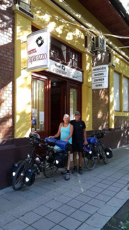 Hostel Paparazzo & Apartmens Kikinda Zewnętrze zdjęcie